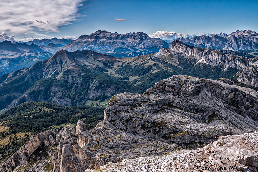 Desde la cumbre del Averau, Dolomitas, Alpes, Italia