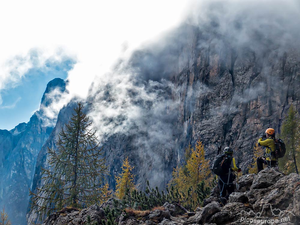 Ferrata Brigata Tridentina, Dolomitas, Alpes, Italia