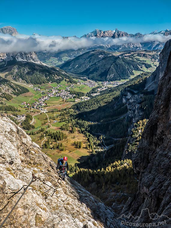 Ferrata Brigata Tridentina, Dolomitas, Alpes, Italia