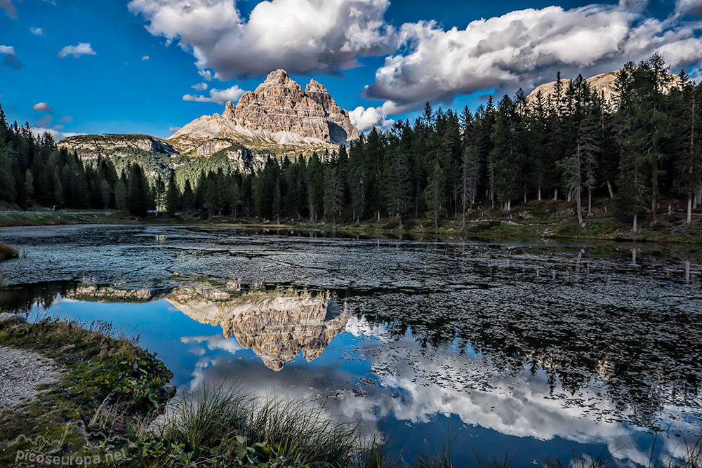 Lago Antorno, al fondo una de las Torres de Lavaredo, Dolomitas