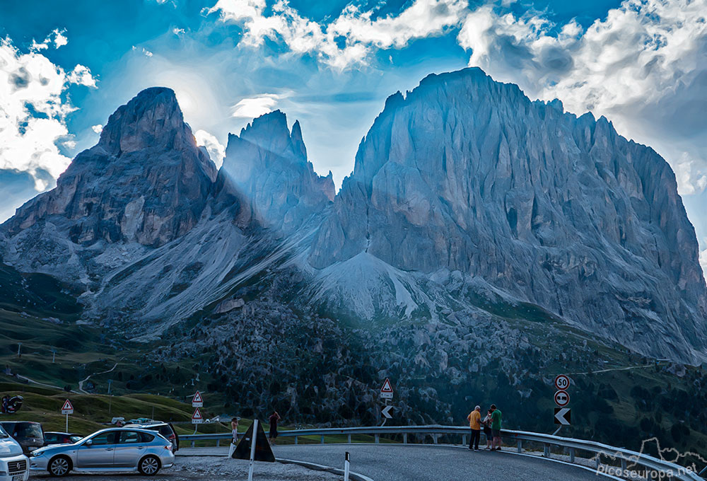 Desde el Passo Sella en Dolomitas.