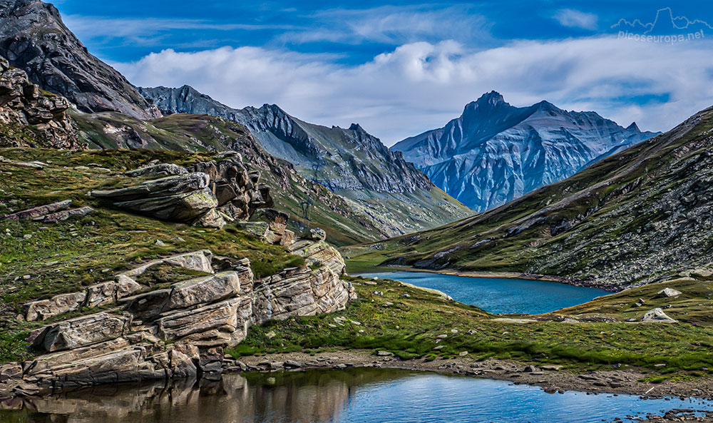 Foto: Por los Lagos de Nivolet, Gran Paradiso, Alpes, Italia.