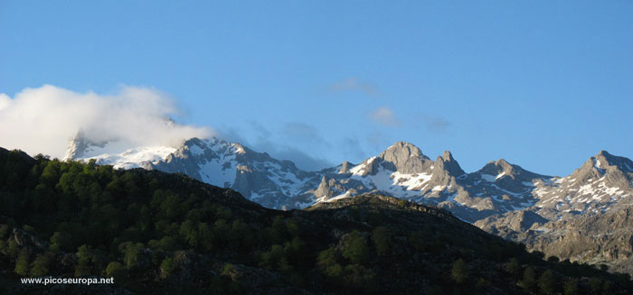 Desde la carretera de los Lagos de Covadonga