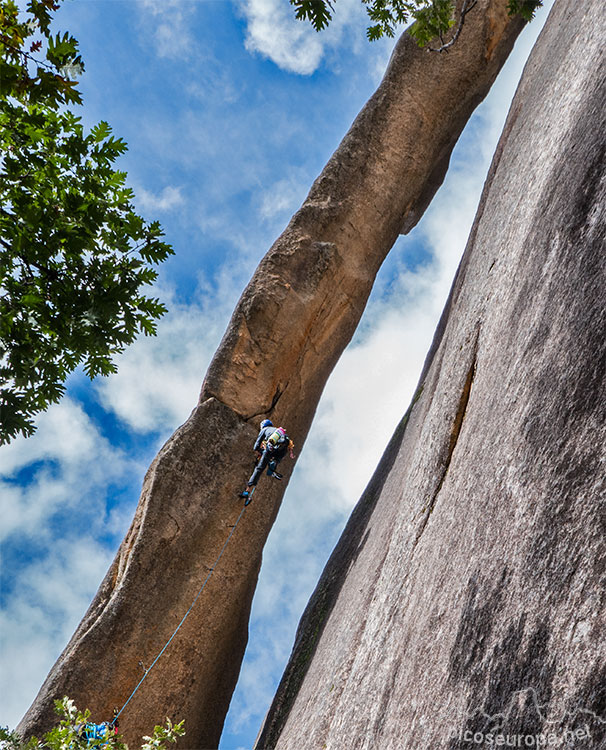 Escalada en El Hueso, La Pedriza, Madrid, España