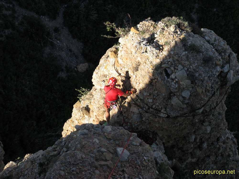 En la R3 de la normal a la Aguja Roja, Riglos