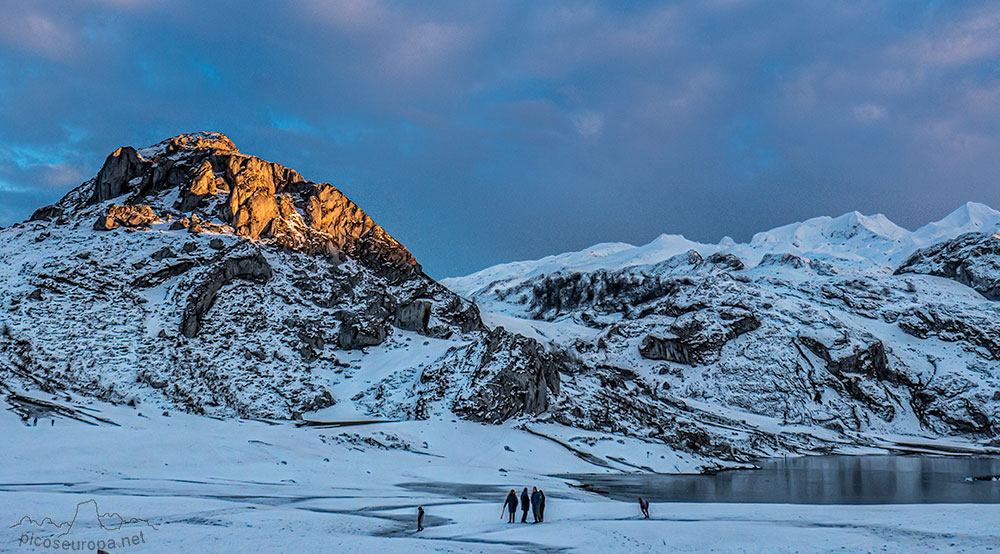 Foto: Pico Llucia, Lago de la Ercina, Lagos de Covadonga, Parque Nacional de Picos de Europa, Asturias