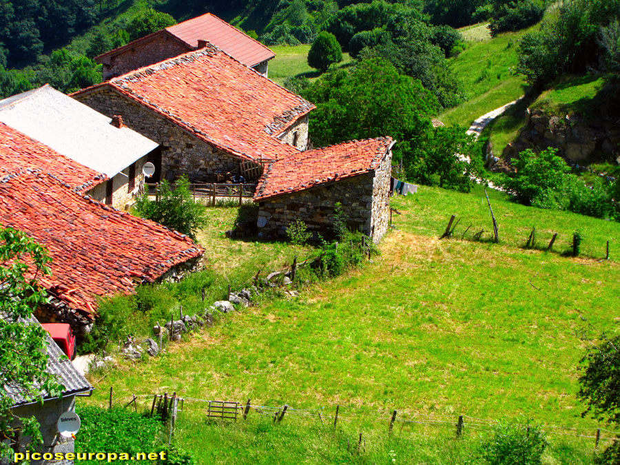 Foto: El Pueblo de Cucayo, La Liebana, Cantabria