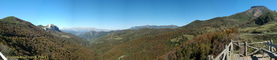 Los Valles de Liebana, Cantabria, desde el Puerto de Piedras Luengas en el lémite con Palencia