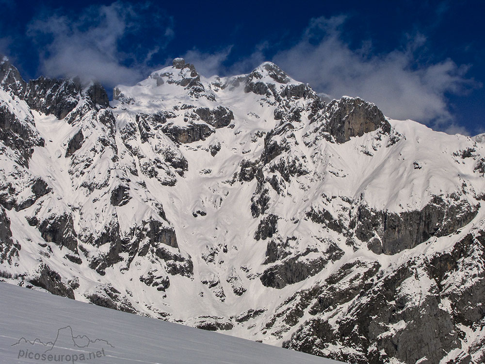 Morra de Leghugales y Silla del Caballo Cimero, Picos de Europa, La Liebana, Cantabria