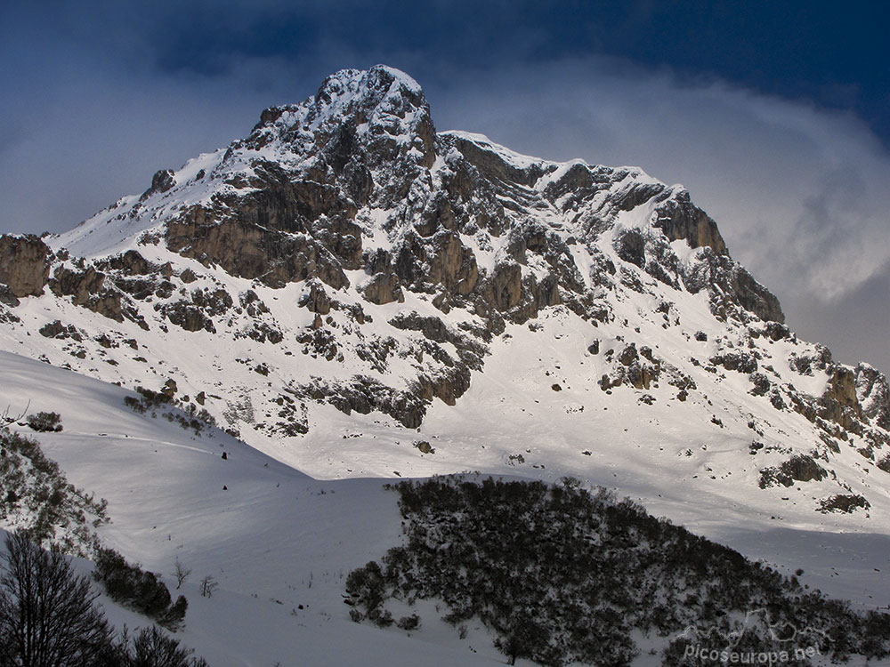 Cumbres Avenas, Picos de Europa, La Liebana, Cantabria