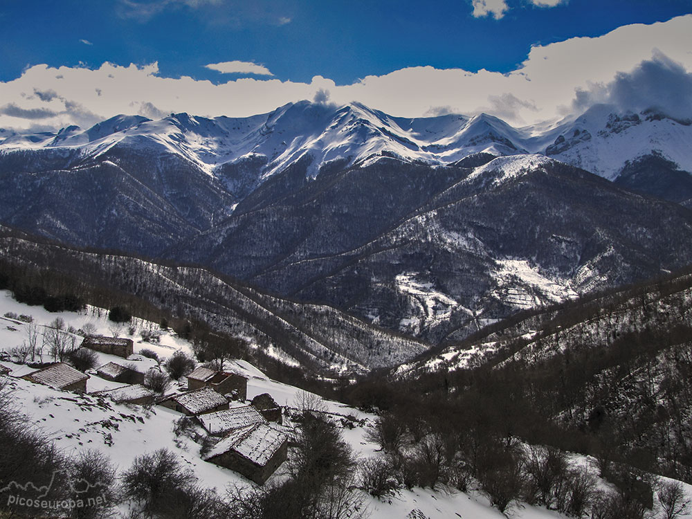 Invernales de Igüedri, al fondo la zona del Pico Coriscao, La Liebana, Cantabria