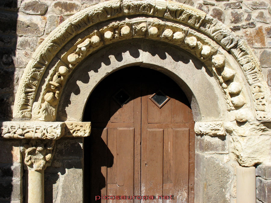 Iglesia de Piasca, La Liebana, Cantabria