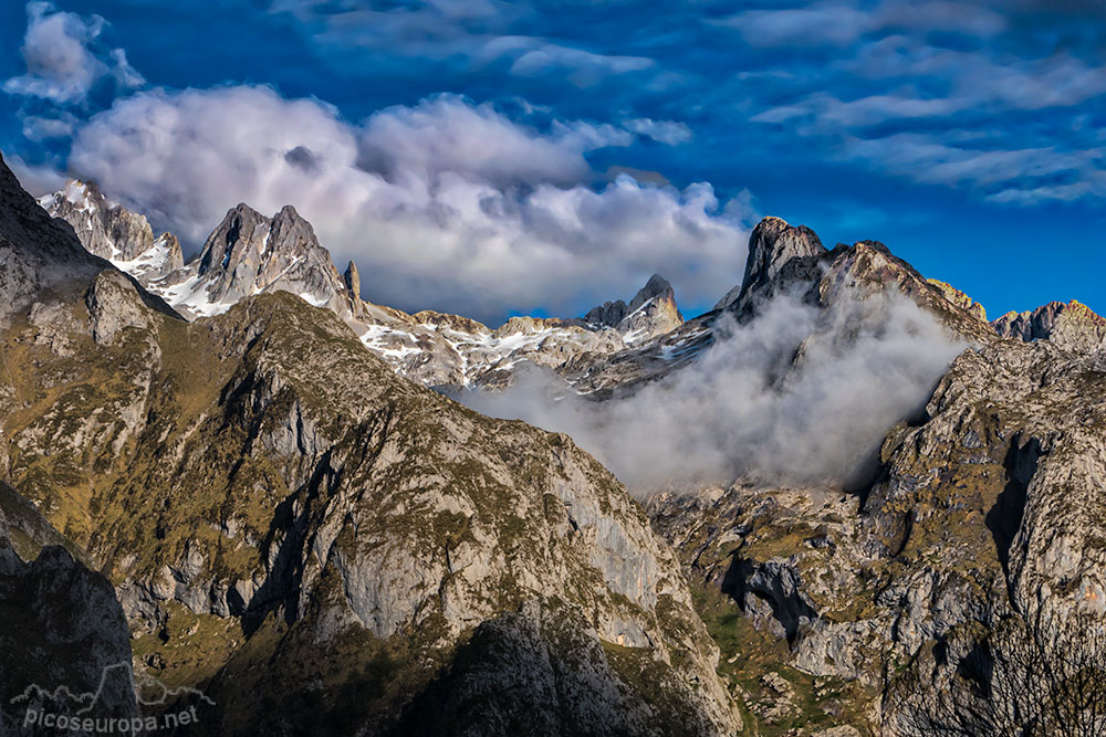 Foto: Vista de Picos de Europa desde las proximidades del Collado de Angón, Amieva, Picos de Europa