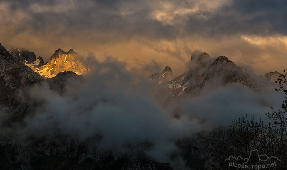 Foto: Vista de Picos de Europa desde las proximidades del Collado de Angón, Amieva, Picos de Europa