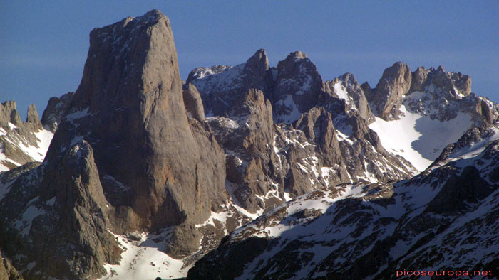 Foto: Mirador Pedro Udaondo en Asiego, Cabrales, Asturias. Parque Nacional de los Picos de Europa