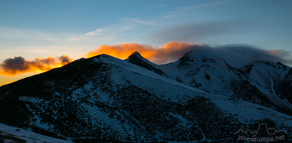 Pico Coriscao desde el Collado de Llesba