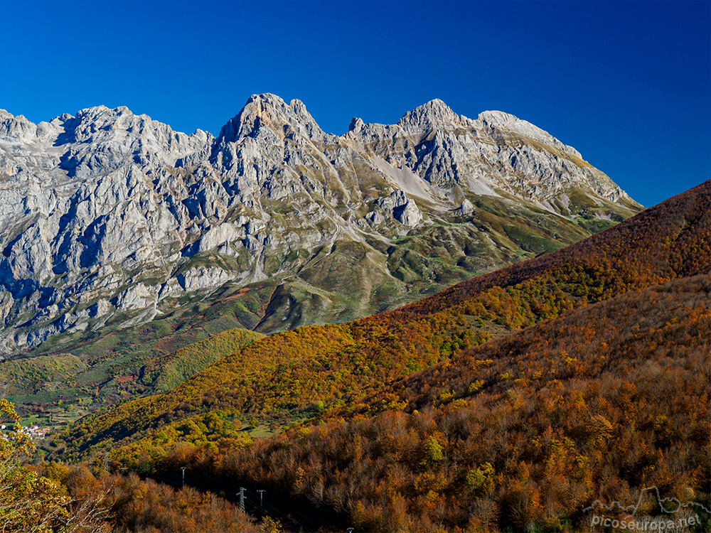 Foto: Picos del Friero, Macizo Central de Picos de Europa, Valdeón, León, Parque Nacional de Picos de Europa 