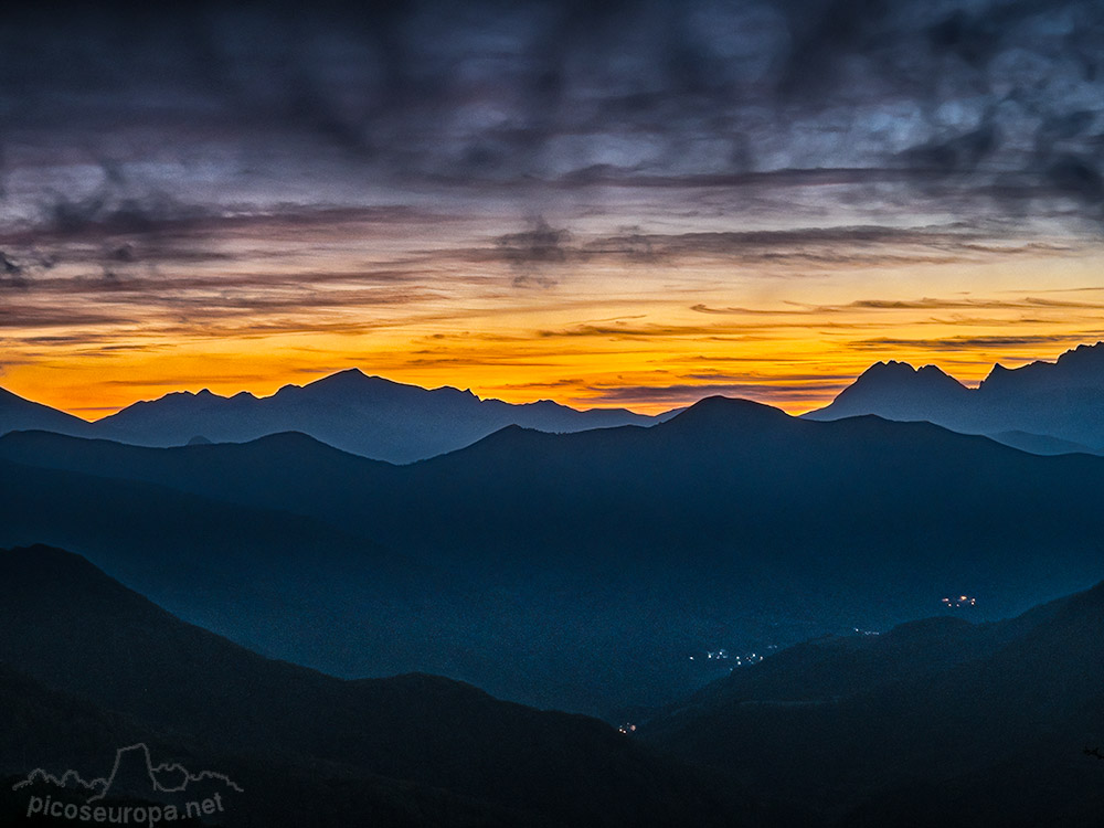 Anochece desde el Mirador del Zorro