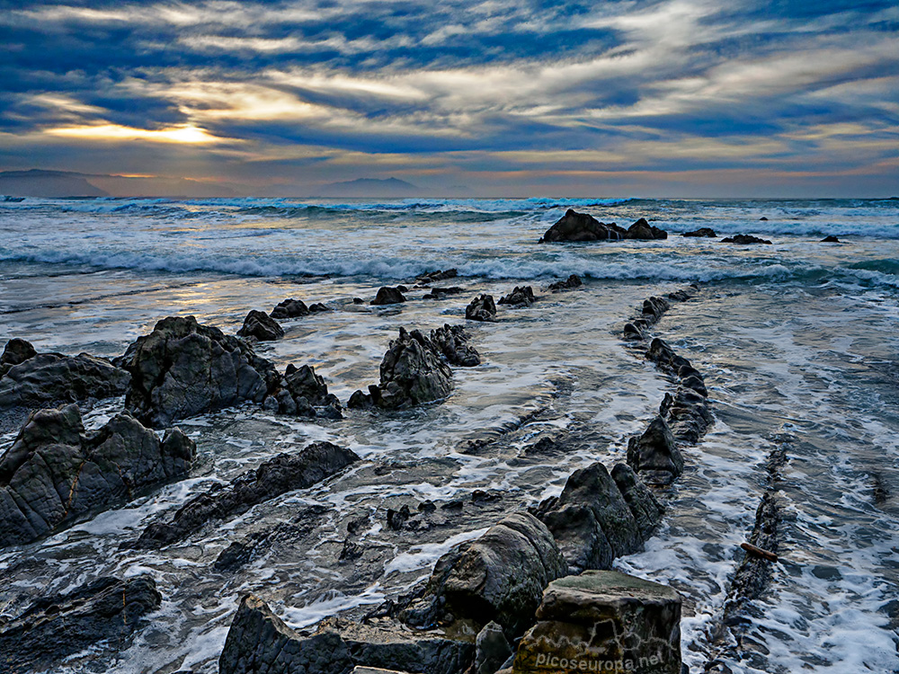 Foto: Flysch de Barrika, Bizkaia, Pais Vasco.