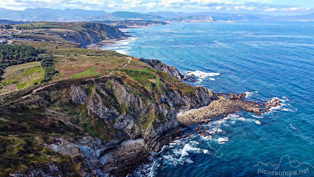 Foto: Costa de Bizkaia, Pais Vasco. Zona de Sopelana.