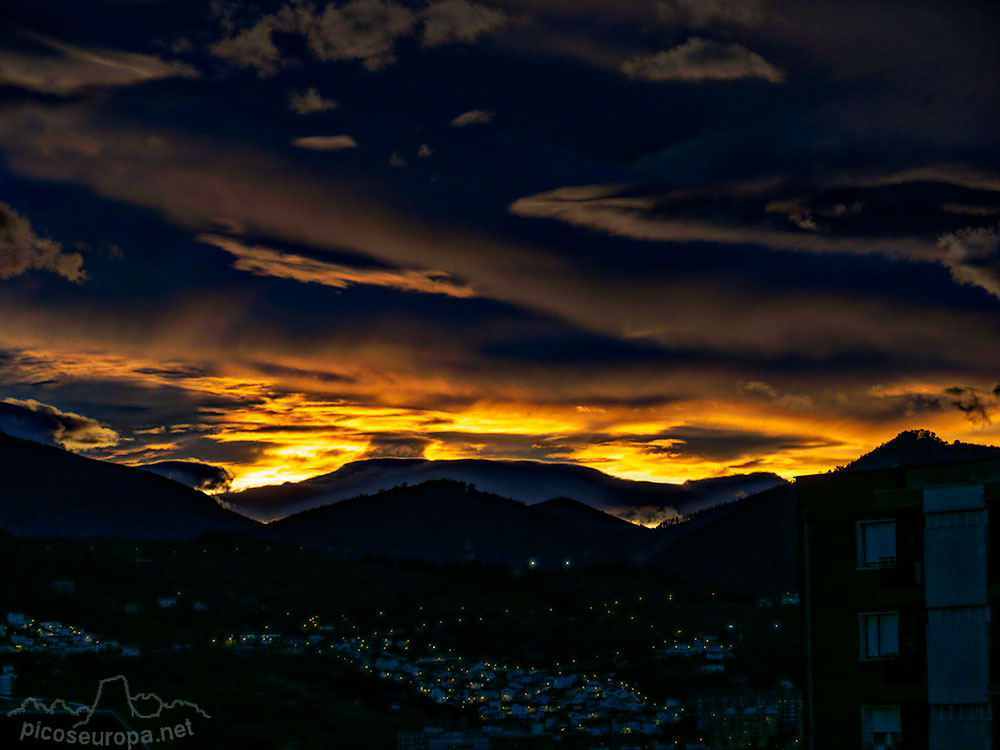 Foto: Puestas de sol desde Bilbao, Pais Vasco