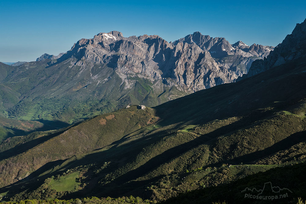 Foto: Macizo de la Bermeja en el Macizo Occidental (Cornión) de Picos de Europa