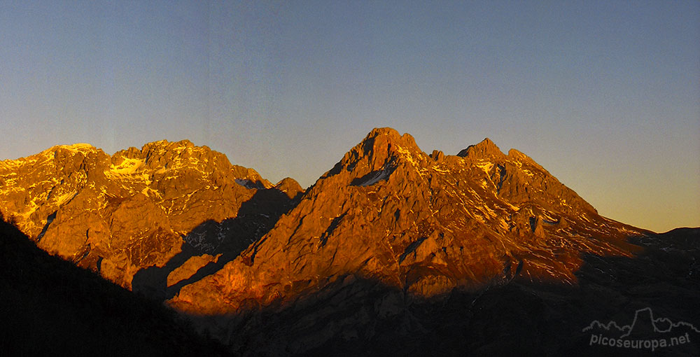 Torre de la Palanca, Llambrión, Friero y Torre del Hoyo de Liordes, Macizo Central de Picos de Europa, León, España