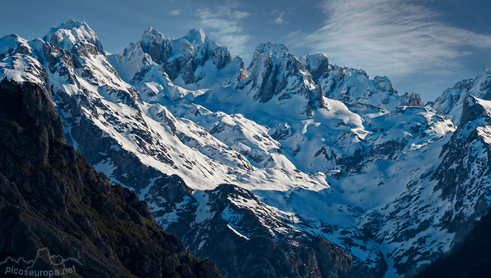 Foto: Macizo Occidental de Picos de Europa desde Argolibio, Asturias