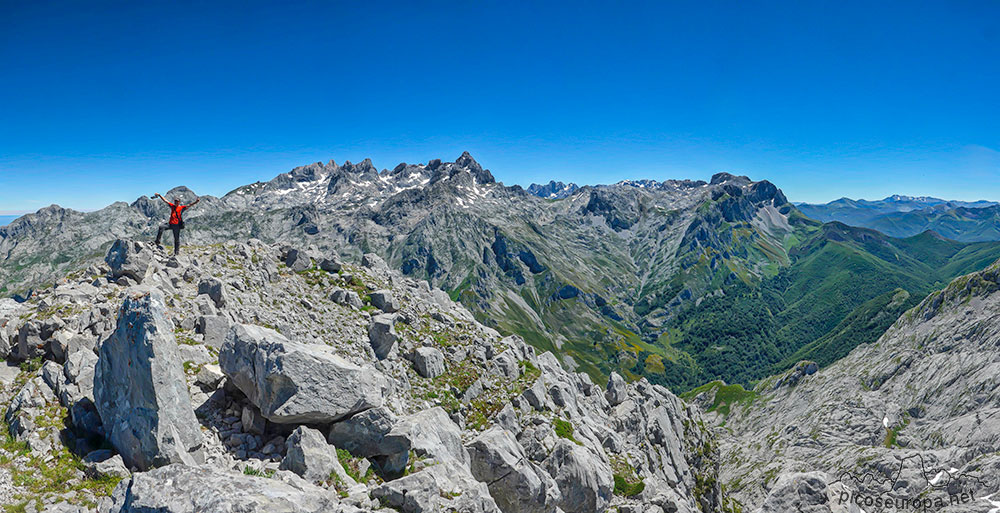 Macizo Ocidental de Picos de Europa desde el Canto Cabronero