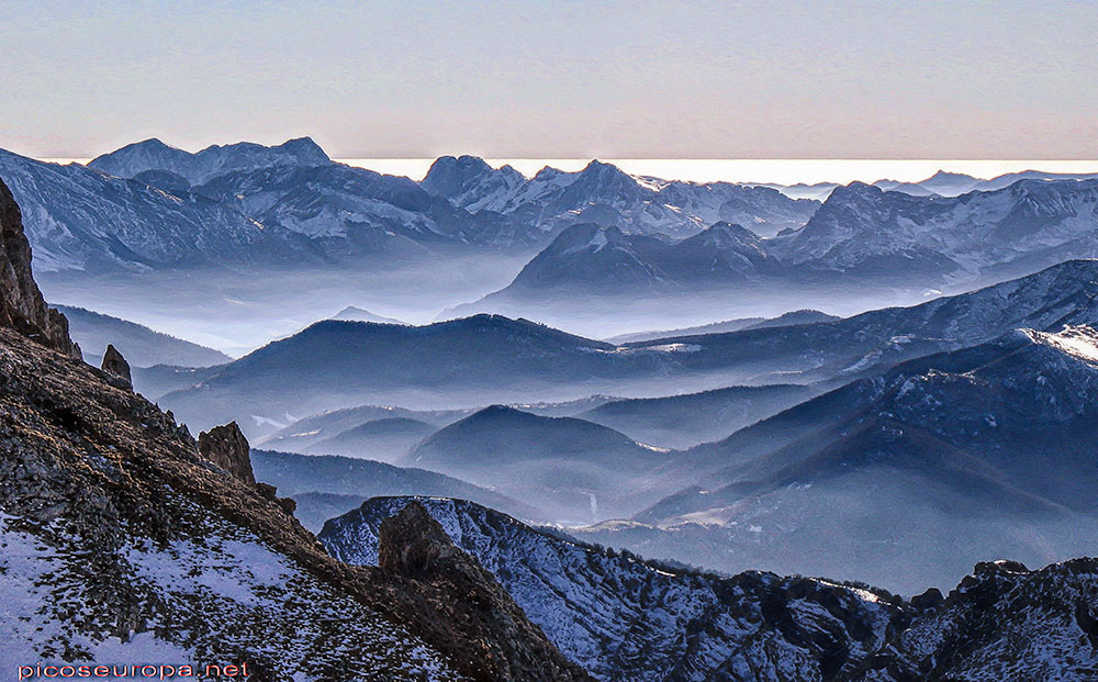 Foto: Cordillera Cantábrica desde la Canal del Perro, Picos de Europa.