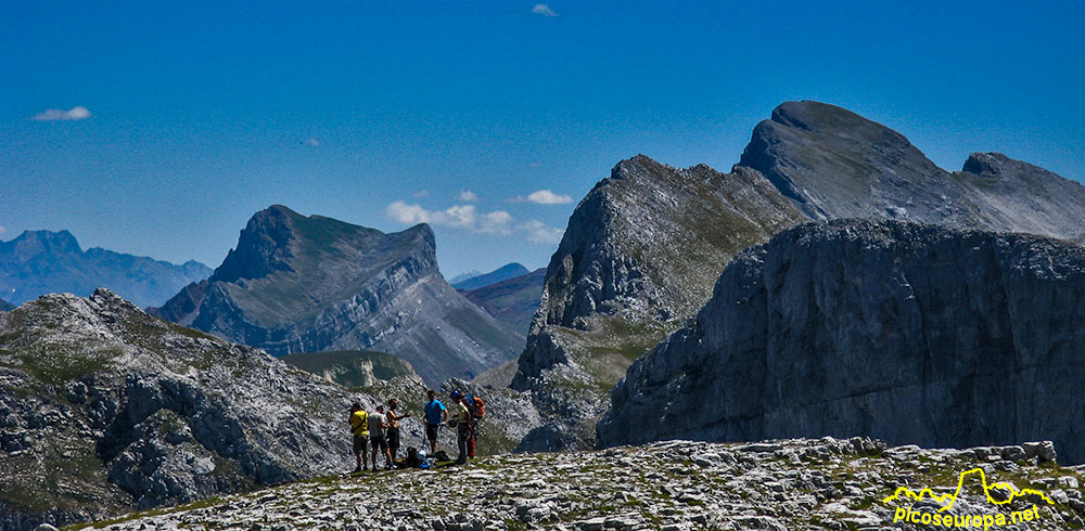 Peña Ezkaurre, Pirineos, entre Aragón y Navarra