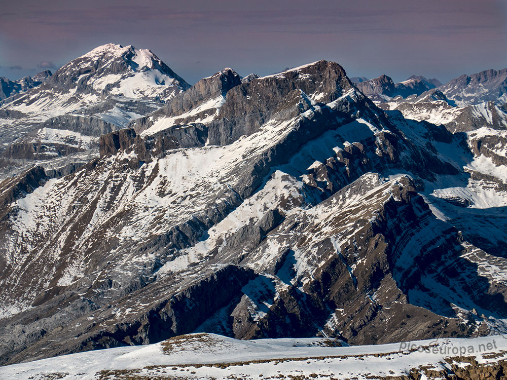 Bisaurin, Aspe, Lecherines desde Peña Collarada, Pirineos de Huesca, Aragón