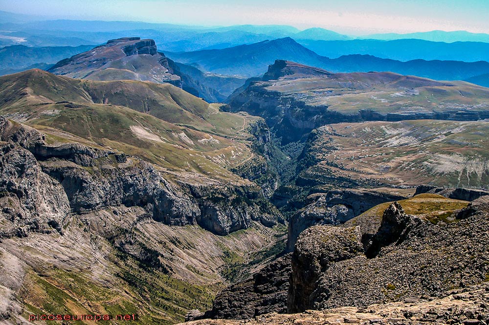 Foto: Cañon de Añisclo, Pirineos de Huesca, Aragon, Parque Nacional de Ordesa y Monte Perdido