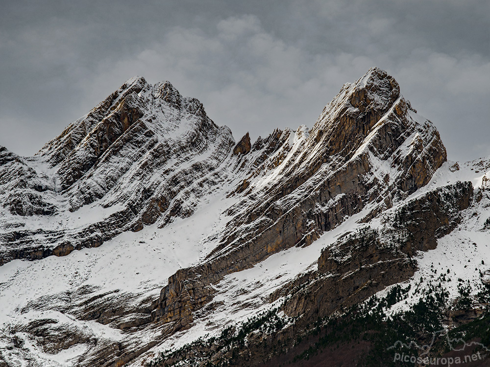 Foto: Pico Pineta y Punta Garien o Forcarral, Pirineos de Huesca, Aragón