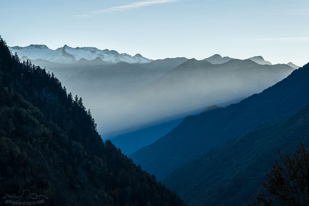 Foto: Desde el Mirador de la val de Varrados, Val d'Aran, Pirineos, Catalunya