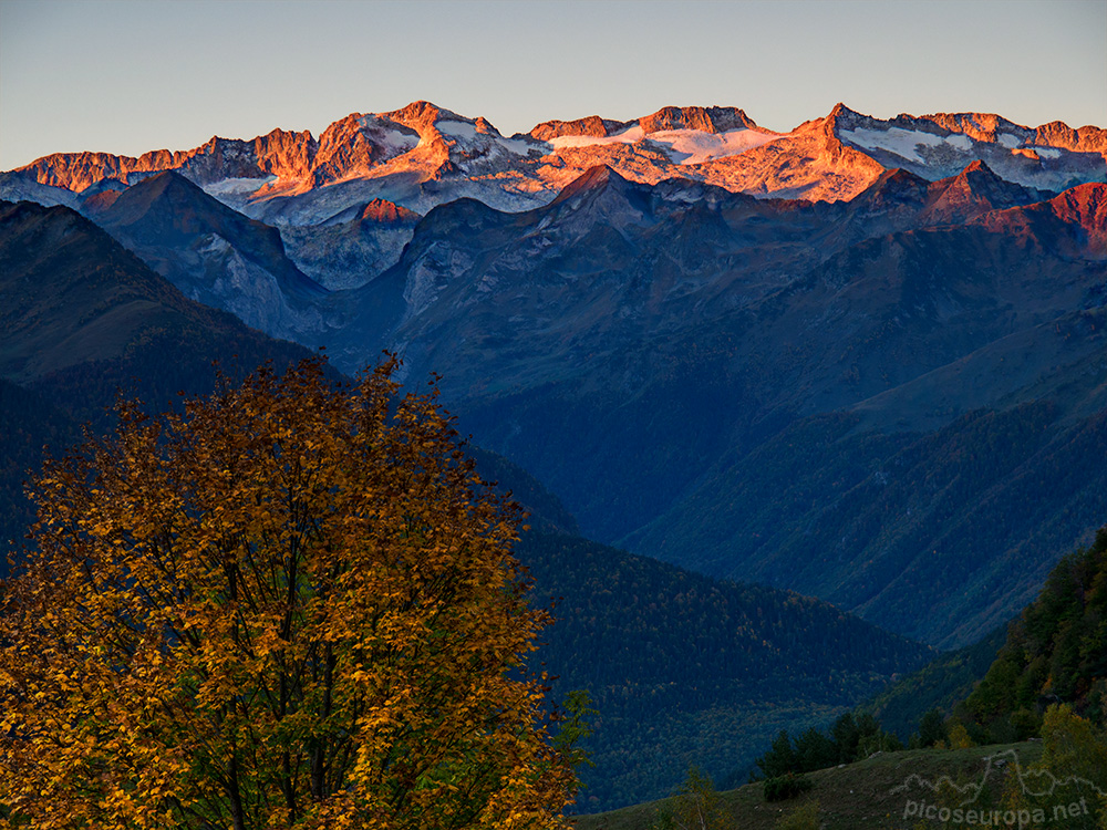 Foto: Desde el Mirador de la val de Varrados, Val d'Aran, Pirineos, Catalunya