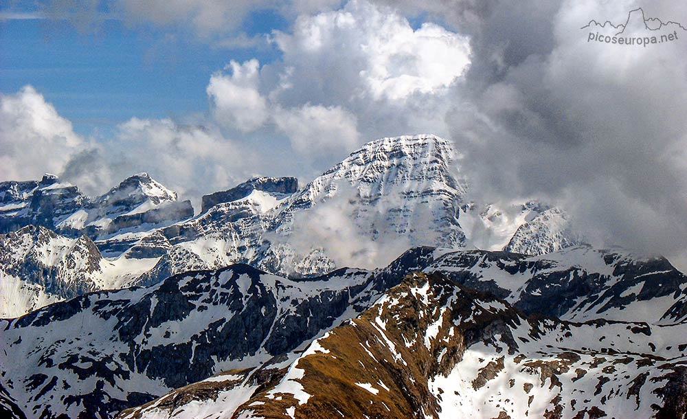 Brecha de Rolando y Taillon, Pirineos, Francia