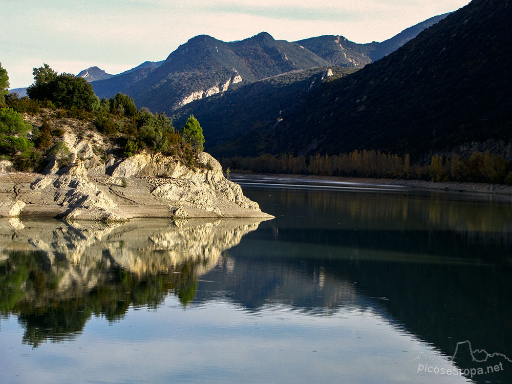 Foto Embalse de la Peña, Pre Pirineos de Huesca, Aragón