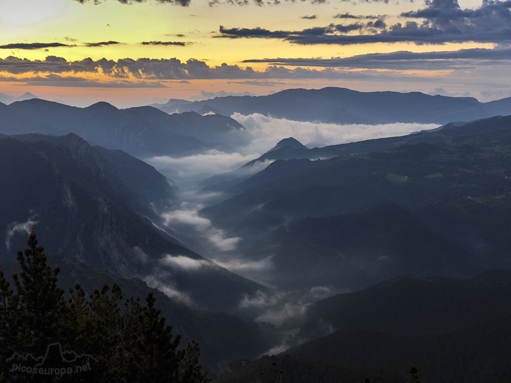 Foto: Refugio del Pedraforca, PrePirineos, Barcelona, Catalunya