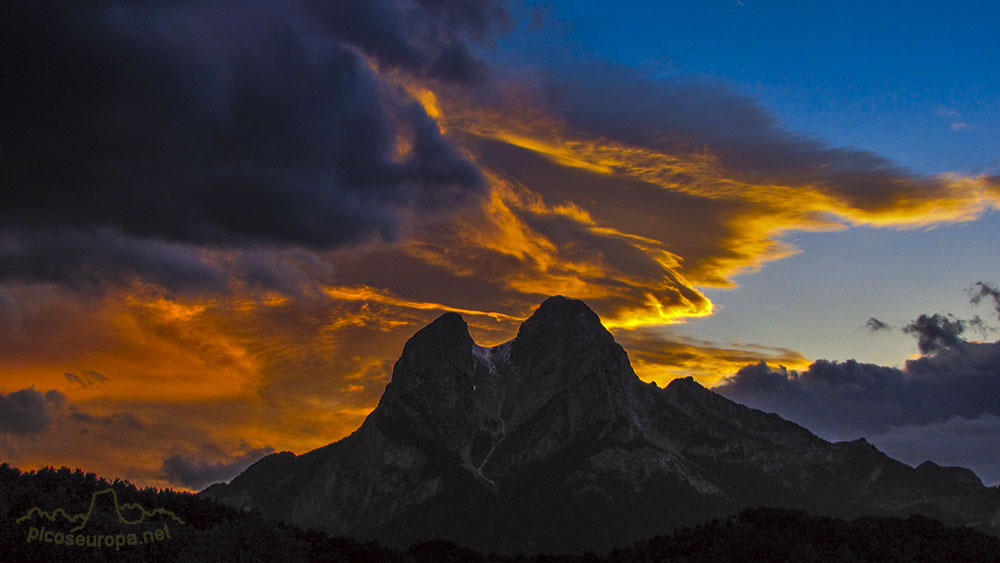 Foto: Pedraforca, PrePirineos, Barcelona, Catalunya