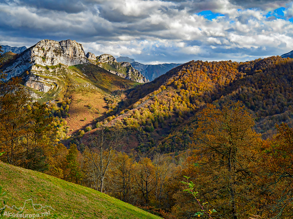 Foto: Peña Salón desde las inmediaciones de Collada Llomena, Parque Natural de Ponga, Asturias