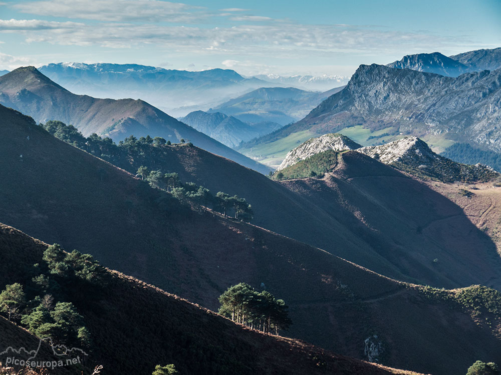 Alto de Liendre, Asturias. Un mirador sobre Picos de Europa y el Mar Cantábrico