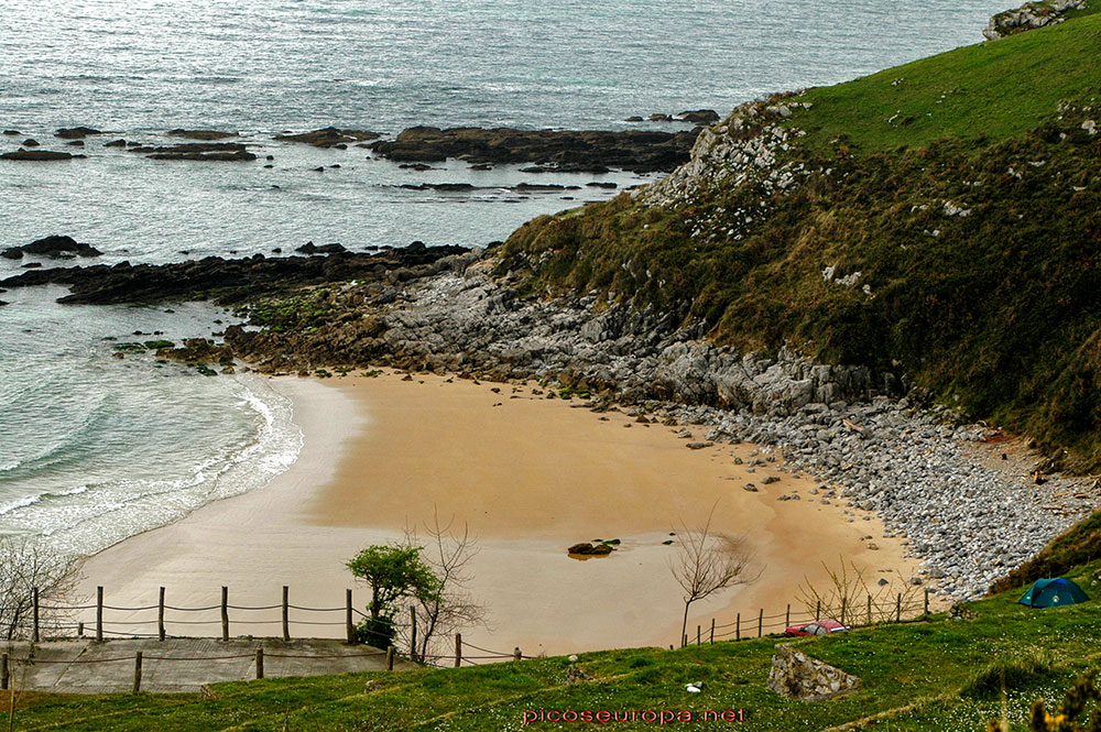 La playa de Vidiago desde el Camping La Paz, Asturias, Mar Cantábrico