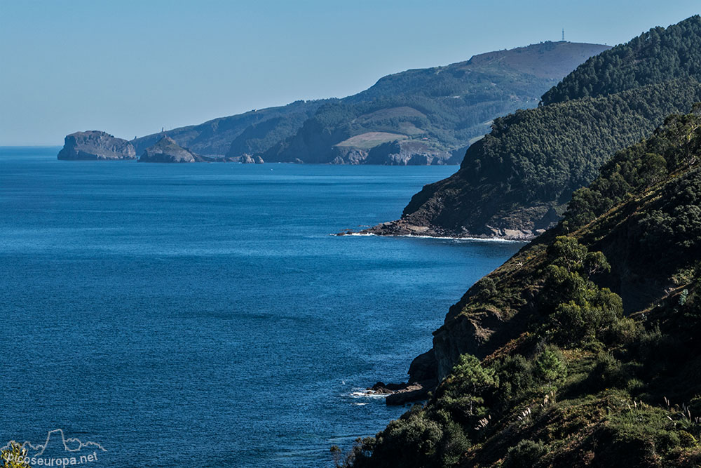 Foto: San Juan de Gaztelugatxe, Bizkaia, Pais Vasco, Costa Cantabrica