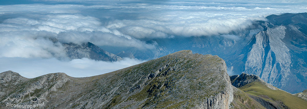 Vista desde la cumbre del Pico Samelar