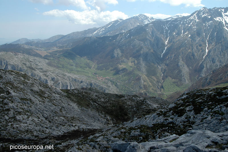 Sotres y el Macizo Oriental de Picos de Europa, Asturias