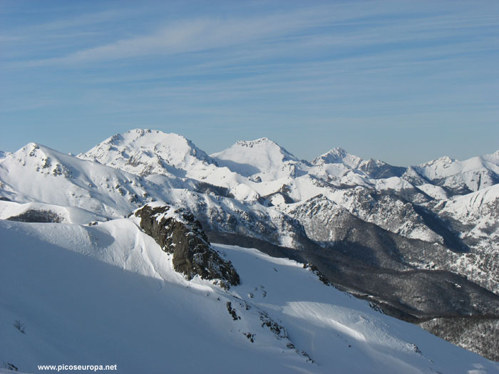 Pico Pozua, Peña Ten y Pileñes, Valdeón, Picos de Europa, León